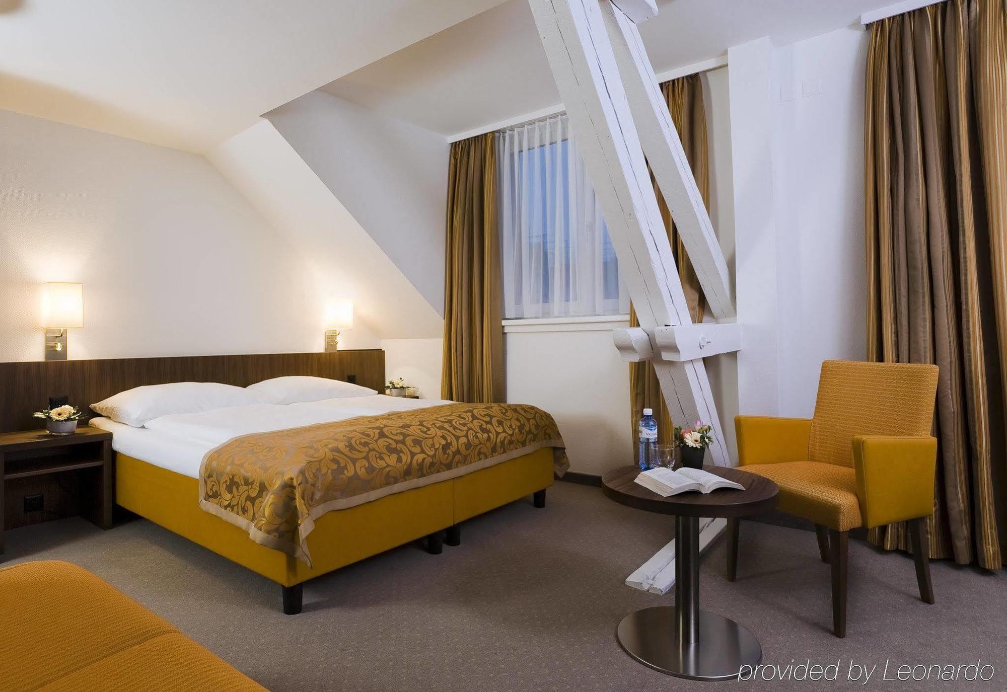 Fred Hauptbahnhof 3* Curych